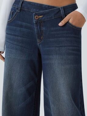 Halara Flex Asymmetric Low Rise Zipper Pockets Baggy Wide Leg